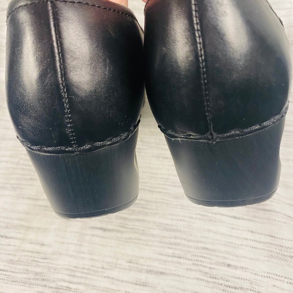 Sanita Black Leather Studded Y2K Clogs Size 7.5 Whimsigoth Witchy Comfort - Picture 7 of 9